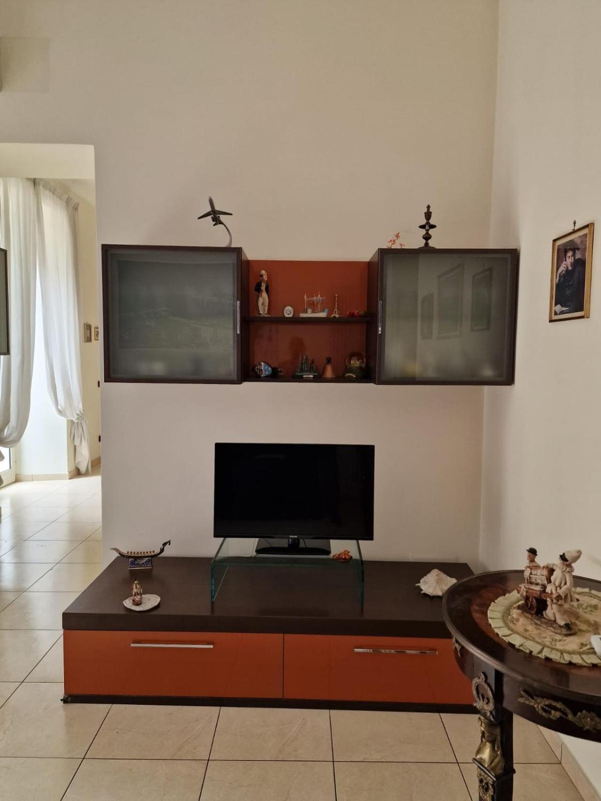 נאפולי Vomero Inn מראה חיצוני תמונה